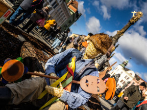 TIP NA VÍKEND: Olomouc v sobotu ožije masopustem. Město zaplaví rej masek, folklor a jarmark plný specialit