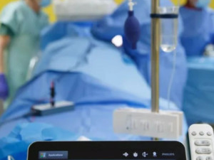 Naděje pro nemocné se srdcem. Kardiologové z Olomouce provedli první operaci v ČR novou metodou