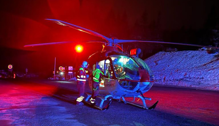 Mladého muže v Jeseníkách přejela rolba, utrpěl život ohrožující zranění