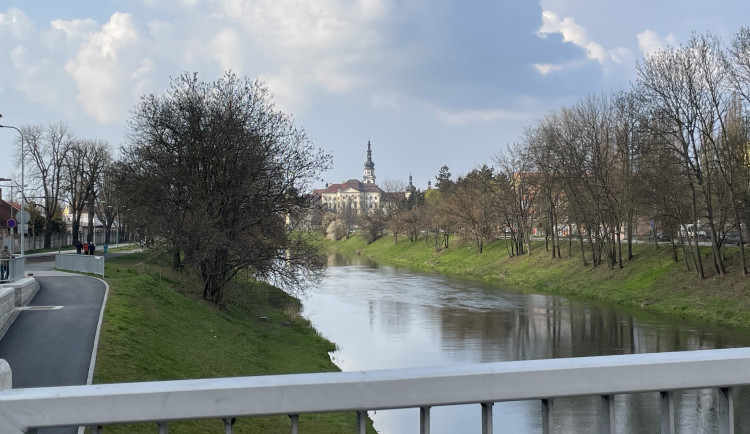 POLITICKÁ KORIDA: Co by nemělo chybět v okolí Moravy v Černovíře, na Lazcích a u Klášterního Hradiska?
