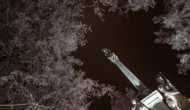 Vzácným onemocněním v Česku trpí půl milionu lidí. Tyto pacienty dnes podpoří i město Jihlava