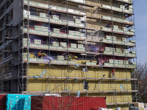 Batman zmizel za izolací. Olomoucká nemocnice modernizuje dětskou kliniku i ubytovny