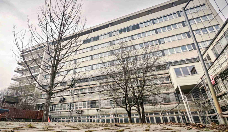 Olomoucká nemocnice modernizuje dětskou kliniku i ubytovny