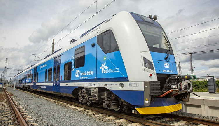 Výluky na železnici z Olomouce do Opavy: provoz omezí stavební práce