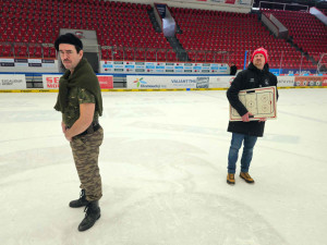 VIDEO: Olomoucké příprava na play-off podle hollywoodského trháku: do akce míří Hanební kohouti