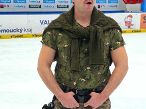 VIDEO: Olomoucké příprava na play-off podle hollywoodského trháku: do akce míří Hanební kohouti