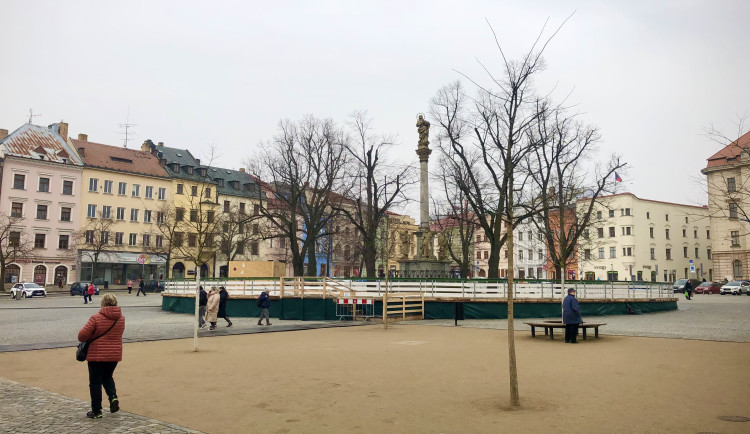 ANKETA: Budou i letos v Jihlavě na Vánoce opět dvě kluziště? Nad tím zatím visí otazník, říká radnice