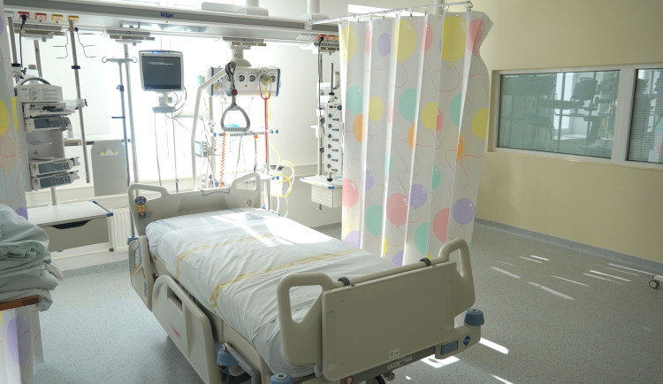 Chirurgická JIP v Přerovské nemocnici se dočkala rekonstrukce. Získala nové přístroje i více prostoru