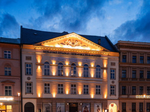 Moravské divadlo Olomouc uvede v nové sezoně dvanáct premiér. Připravuje úpravu cenové politiky