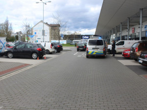 Druhá nehoda u obchodního centra