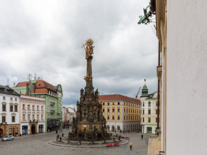 Barokní chlouba Olomouce se zahalí do bílé. Obnova Sloupu Nejsvětější Trojice má trvat takřka tisíc dnů
