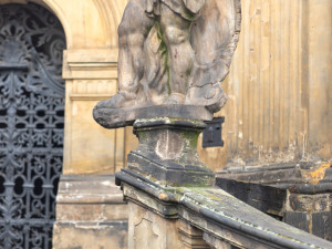 Barokní chlouba Olomouce se zahalí do bílé. Obnova Sloupu Nejsvětější Trojice má trvat takřka tisíc dnů