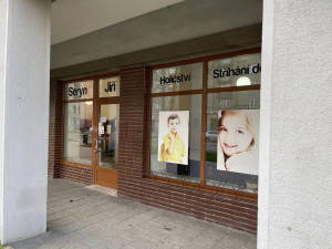 Lidé vzpomínají na nejznámějšího olomouckého holiče. Jičí Seryn zemřel ve spánku v nedožitých osmdesáti letech