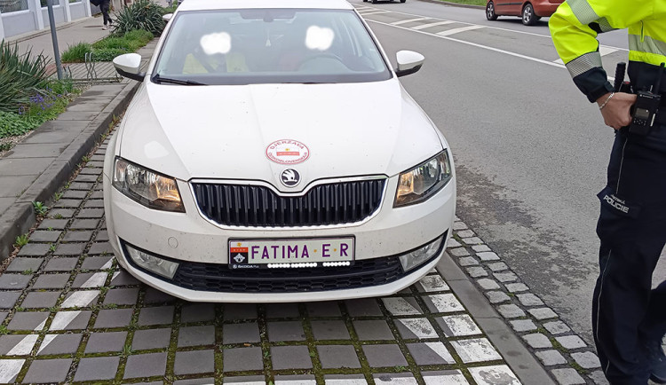 Vozidlo s neplatnou registrační značkou v Prostějově