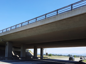 Silničáři se po zimě vrátí k opravě dvou mostů na D1 poblíž Bělotína. Způsobí to omezení v dopravě