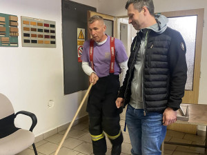 Pochybení při opravě potrubí? Suterén univerzitní budovy v Olomouci zaplavila voda