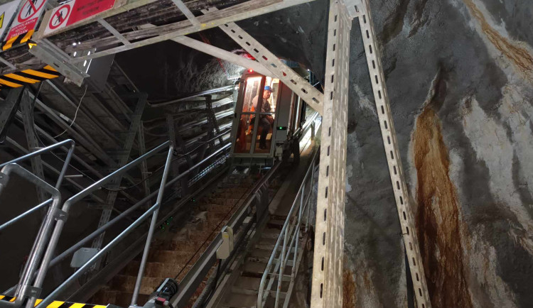 435566755_1102666004375274_103298989160068067_n