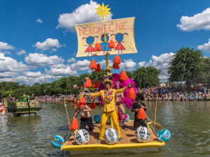Festival Holešovská Regata opět chystá i soutěž plavidel: přihlaste se taky