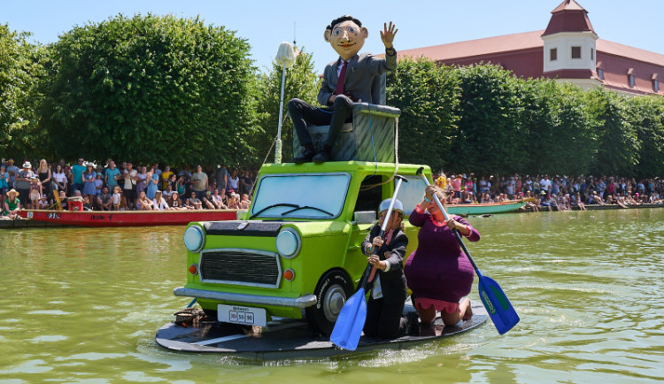 Festival Holešovská Regata opět chystá i soutěž plavidel: přihlaste se taky