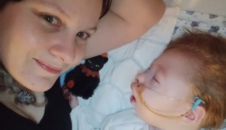 Syn má poškozený mozek a nedožije se rána, řekli Tereze po porodu. Míša teď oslaví tři roky a mamince dává velkou sílu