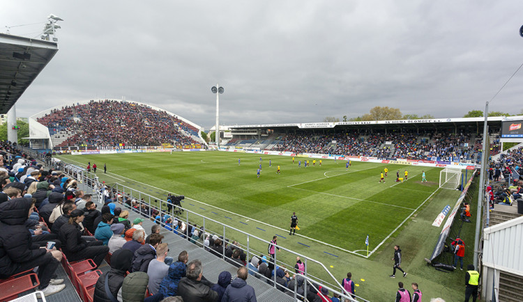 Andrův stadion je na Spartu vyprodaný. Policie utkání v Olomouci vyhodnotila jako velmi rizikové