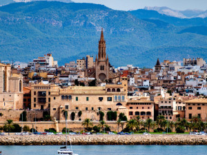 Hledáte dokonalou letní dovolenou? Tahle místa byste letos určitě neměli minout