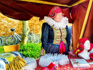 TIP NA VÍKEND: Hanácké muzeum v Příkazích poprvé zájemcům nabídne krojovou poradnu