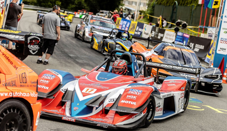 Závody Ecce Homo Šternberk lákají špičkové jezdce a spoustu diváků