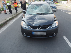 Důchodkyni v Šumperku srazilo auto, vstoupila mu do cesty. Policie hledá svědky