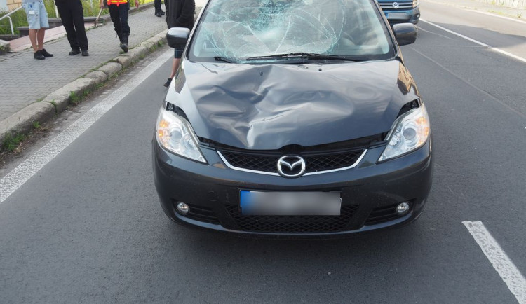 Ženu v Šumperku srazilo auto. Policie hledá svědky nehody