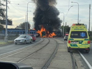 Před soudem je srážka kamionu s vlakem a požár na přejezdu v Olomouci. Polský řidič přiznal vinu