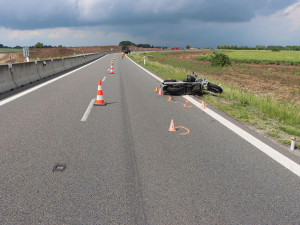 3 - Dopravní nehoda na obchvatu Olomouce si vyžádala transport dvou lidí do nemocnice