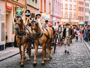 Až do neděle Olomouc opanují Svátky města. Na programu je průvod, historický jarmark i koncerty