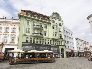 Palác na Horním náměstí v Olomouci změní majitele. Pošta prodala budovu v aukci za 130 milionů