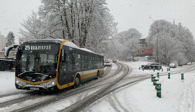 Liberec vyšla zimní údržba na čtyřicet milionů. Zima byla jiná, říká náměstek