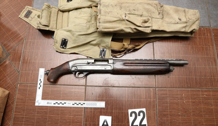 Do drogového gangu se zapojily i dvě ženy. Členové operovali hlavně na severu kraje a skončili ve vazbě