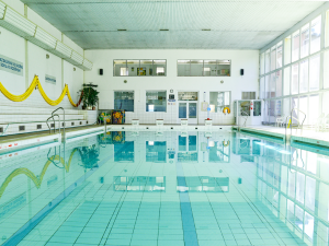 Jediný bazén na Jesenicku projde opravou. Olomoucký kraj poskytne České Vsi 150 milionů korun