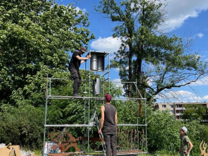 ANKETA: Garáže na Horním náměstí? Nové umělecké instalace v Olomouci budí velkou pozornost
