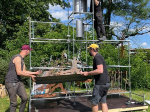 ANKETA: Garáže na Horním náměstí? Nové umělecké instalace v Olomouci budí velkou pozornost