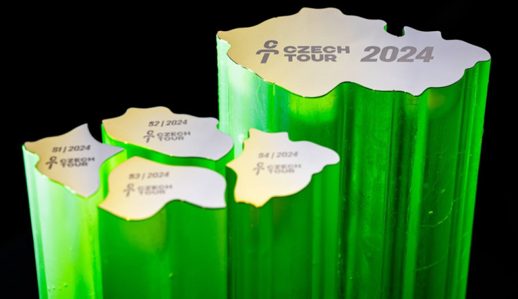 Originální trofeje pro vítěze jednotlivých etap a celkového pořadí Czech Tour