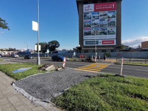 Provizorní přechod na průtahu Olomoucí zaskočil řidiče i chodce. Obrovské riziko, míní koordinátor BESIPu