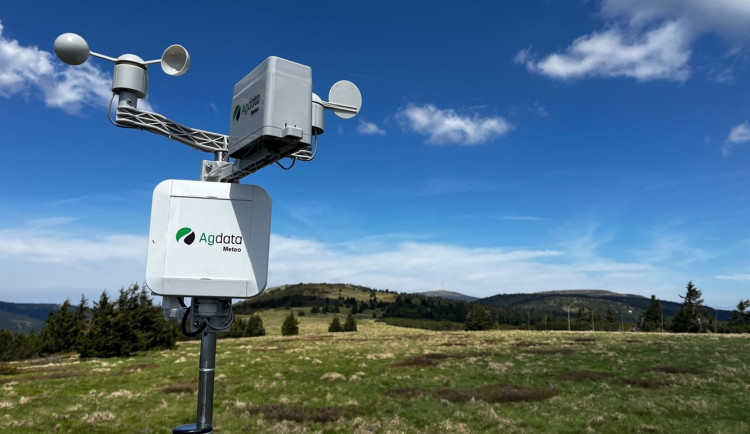 S plánováním výletů v Jeseníkách turistům pomohou chytré meteostanice. Počasí sledují online