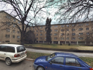Prostějov chce opravit nechvalně proslulý bytový dům na Šárce. Kvůli dotacím musí změnit projekt