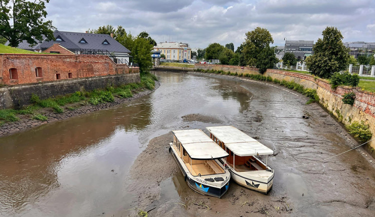 Stavební práce na dvou úsecích řek v Olomouci znemožnily přes léto provoz oblíbených výletních plaveb