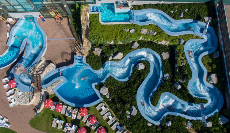 size4-17206985004586-139-prijdte-si-uzit-letni-prazdniny-a-zazit-brazilske-leto-v-aquapalace-praha