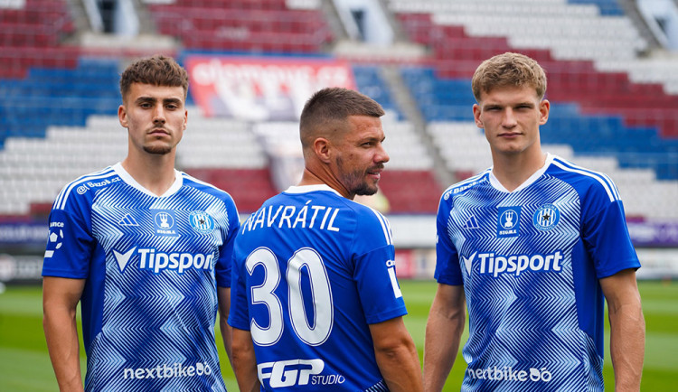 Fotbalová Sigma Olomouc odtajnila dresy na novou sezonu. Odkazují k úspěšné éře klubu