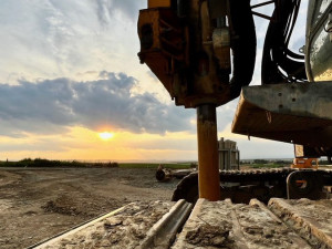 Na dálnici u Křelova pozor. Výkopy pro plynovod omezí dopravu směrem do Olomouce