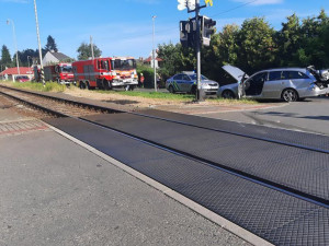 2 - Dopravní nehoda na přejezdu ve Velké Bystřici