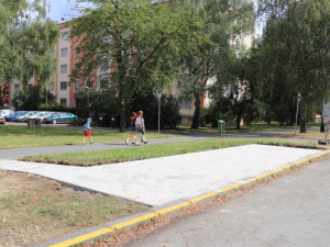 Přerov vytvořil nová místa pro velkoobjemové kontejnery. Proti jedné z lokalit vznikla petice