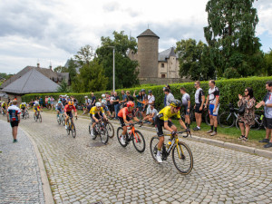 FOTOGALERIE: Czech Tour finišovala v bouřlivé atmosféře. Spurt ve Šternberku patřil hvězdnému Alaphilippovi